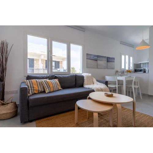 Harbour Central 1 BR Steps from Beach and Nightlife