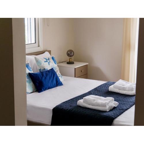 HARBOUR ROOMS