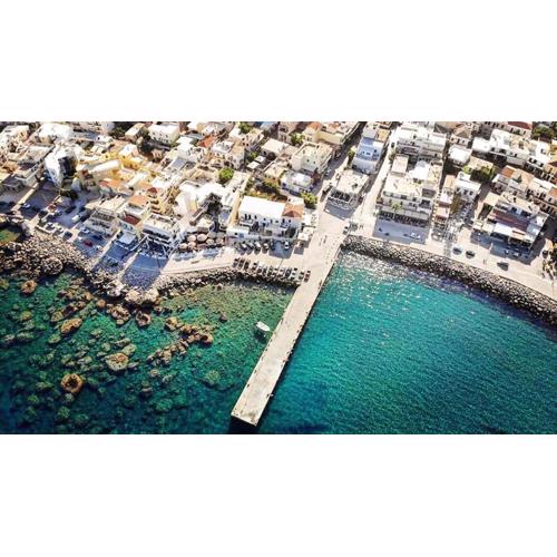 Harbour Studios And Apartments