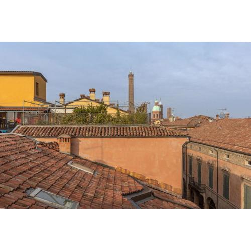 Heart of Bologna: City Center Living