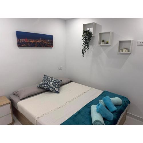 Heart of Los Cristianos Modern Apartment Close to the Sea in Tenerife