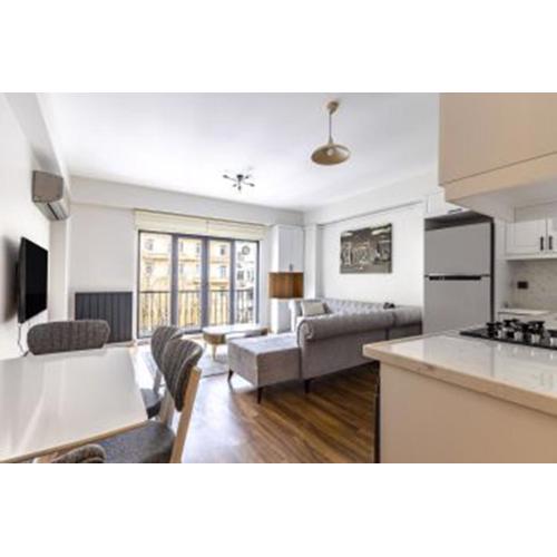 HEARTH OF DOWNTOWN ,LUXURY 1 NEW APARTMENTs