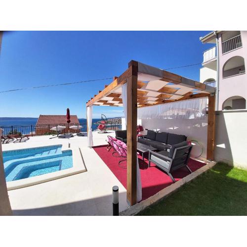 Heated swimming pool, stunning sea view terrace a7,