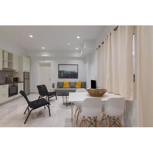 Heaven apartment in the heart of Athens