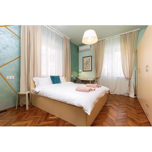 Hebros Park Next to Kapana 2BR Apartment