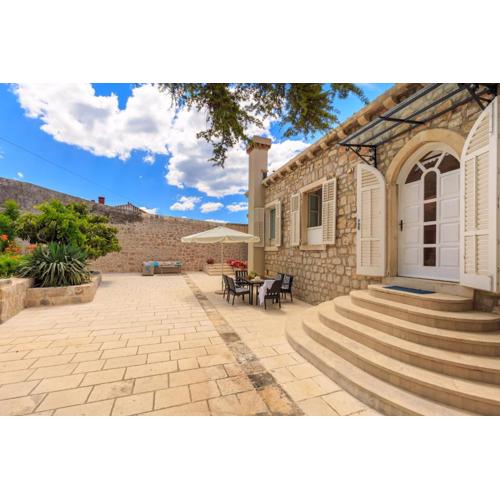 Hedera Estate, House Hedera V