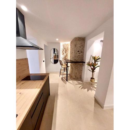 HELEARON SUITE