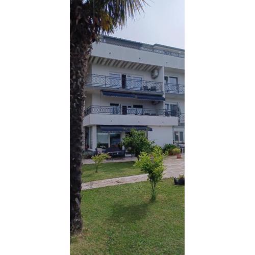 Helen Apartments