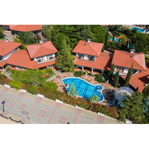 Helena VIP Villas and Suites - Half Board