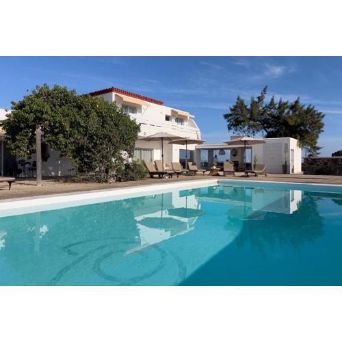 Hélène Holidays - Hotel Boutique