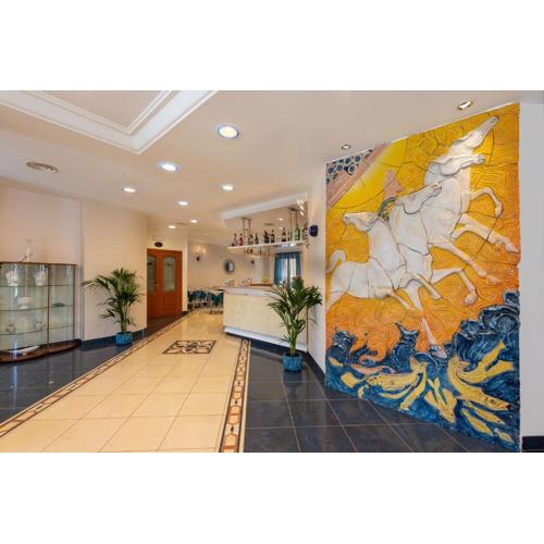 Helios Hotel