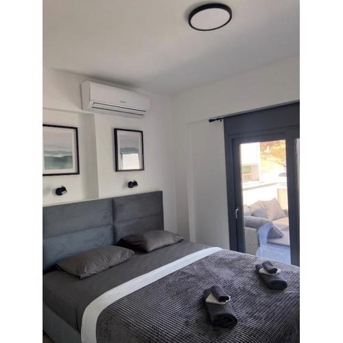 Helios Suite Isabella