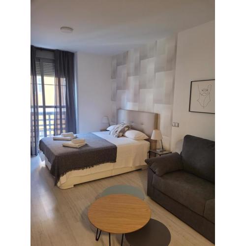Hello Málaga Loft Center Top