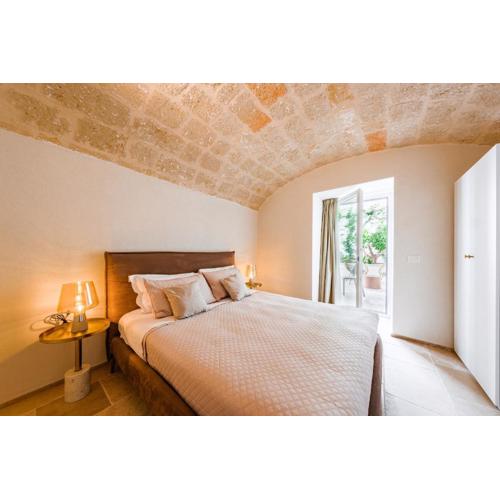HelloAPULIA Charming Palazzo Clemente - self-catering suites with aircondition