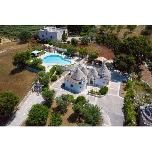 HelloApulia Trulli Albapetra