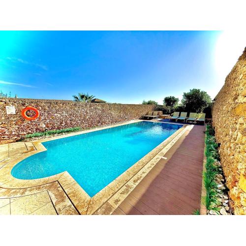 Hemda Holiday Home