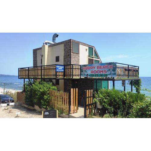 Hemingway rooms in Happy Beach