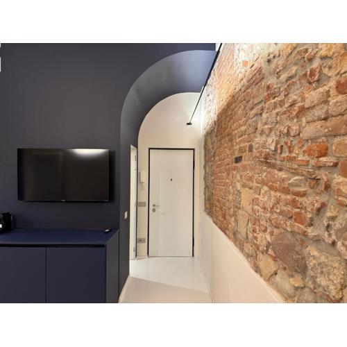 Heritage modern flat in Verona\