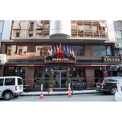 Hermanos Hotel