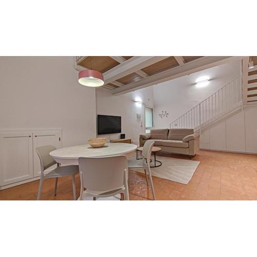 Hermathena Apartament