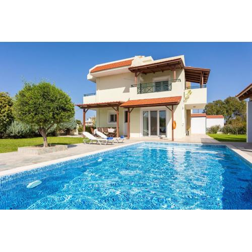 Hermione Villa