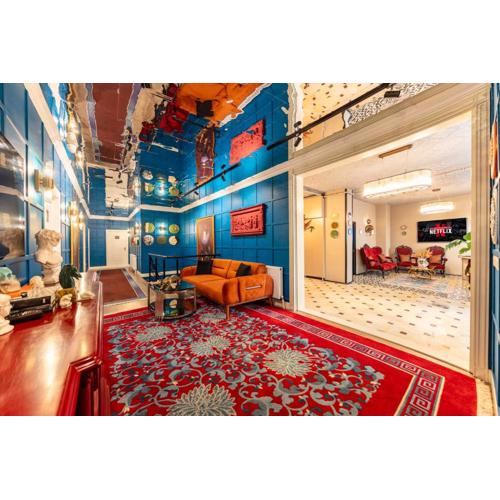 Hexa Suites Hotel