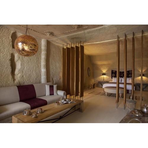 Hezen Cave Hotel