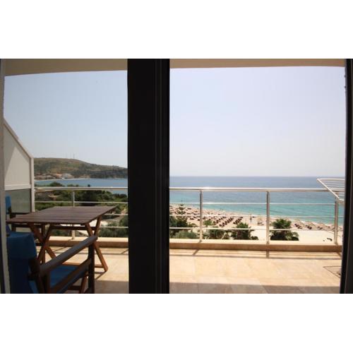 Hibiscus Accommodations , Himarë