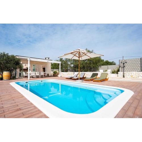 Hidden Gem Villa by aneo travel