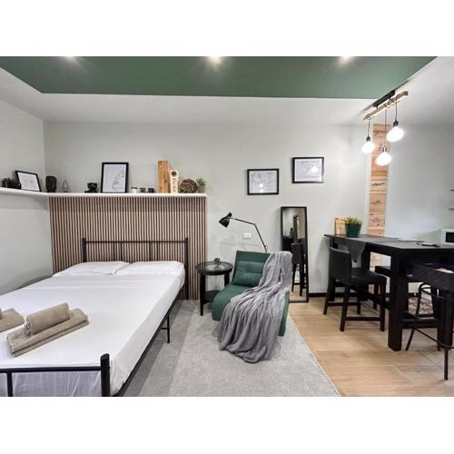 Hide Apartment
