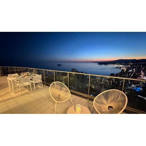 Highest penthouse with best skyline & sea views