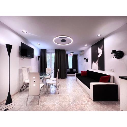 HighFashion 2-Bedroom Duplex NeonicaLux in PanoramicRoofComplex