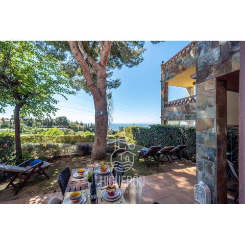HigueronRentals Garden Sea View