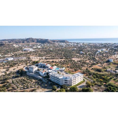Hillside Studios & Apartments