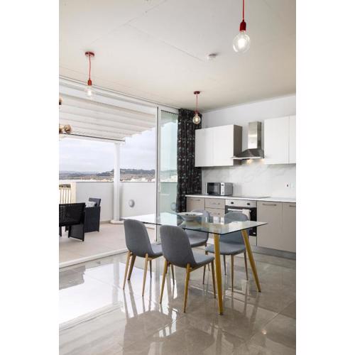Hilltop Apartments - Stylish Comfort Living close to the sea, Bugibba
