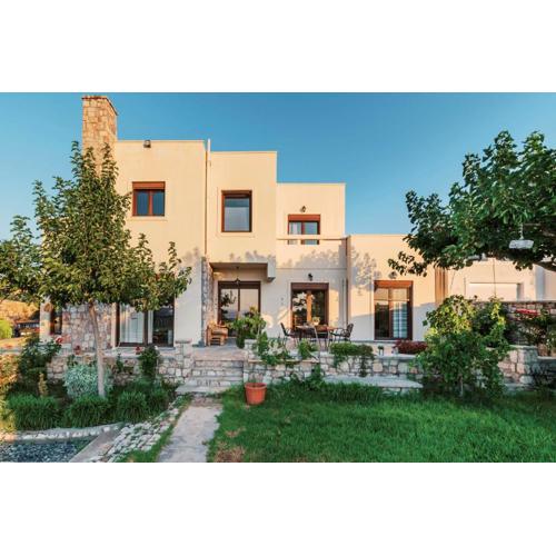 Hillwings Villa