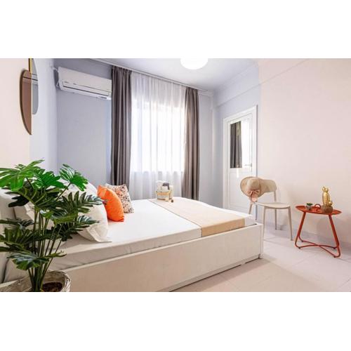 Himara City 32 - Central & Beach Access