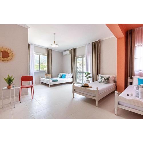 Himara City 33 - Central, Beach Access
