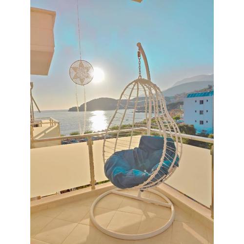 Himara seaside apartment