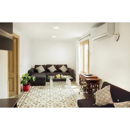 Historic Barcelona Gem 3br By Boqueria