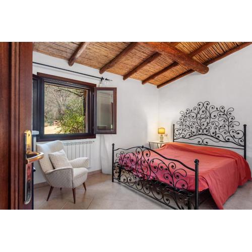 Historic Farm House -Countryside & Sea View-