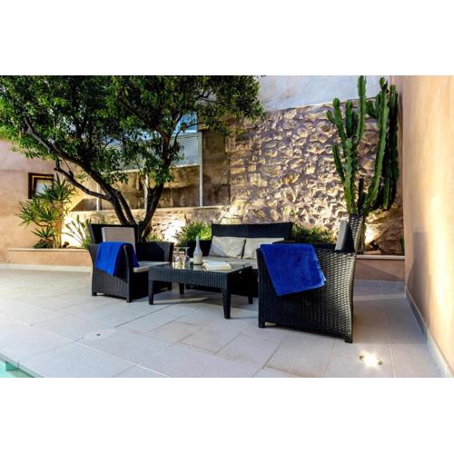 Historic Pollensa Townhouse Casa Roca Horta 4 Bedrooms Sun Terrace Town Mountain Views