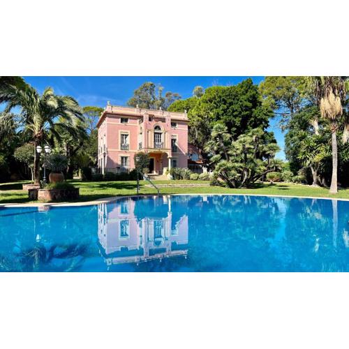 Historic Spanish House Sleeps 22 Pool Beach City