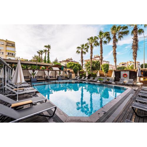 HMA Hotel & Suites