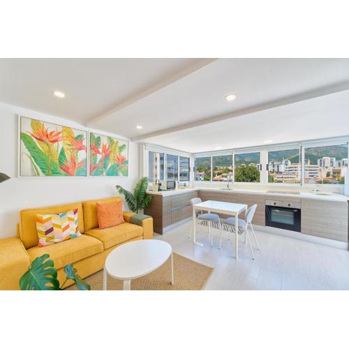 Hola MarBella Cozy Penthouse Old town & Beach
