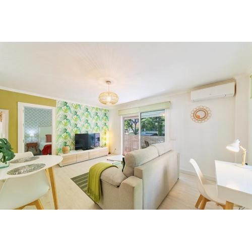 Hola MarBella Pleasant apartment Fontanilla beach side