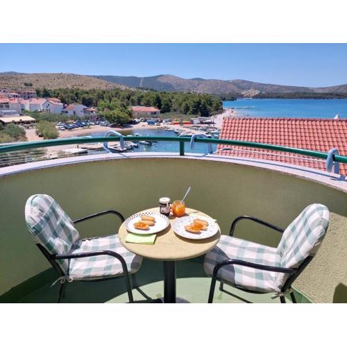 Holiday apartment in Zaboric with sea view, balcony, air conditioning, WiFi 5177-3