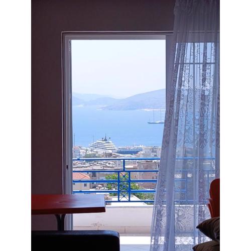 Holiday Apartment Sea View