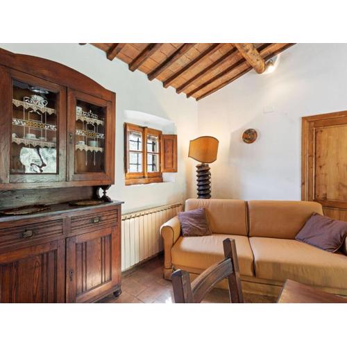 Holiday Home in Cortona with Lake Views