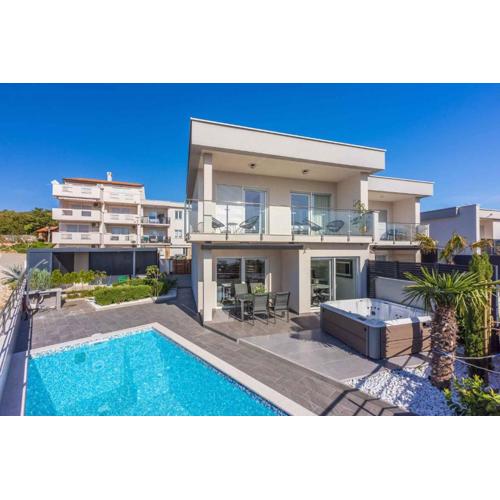 Holiday home in Crikvenica 45063